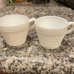 Milk Glass Hobnail Vintage Coffee Tea Cups‎